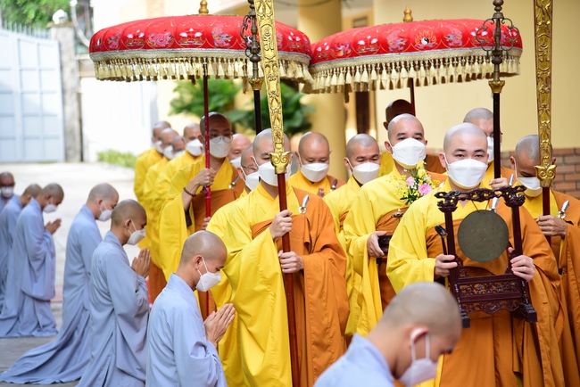 Lễ truyền giới Sa di Phương Trượng